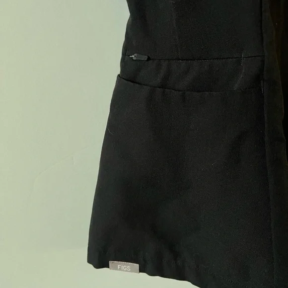 Figs Inala Slim Scrub Top - Picture 5 of 8